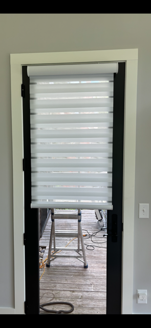Alta banded shade door