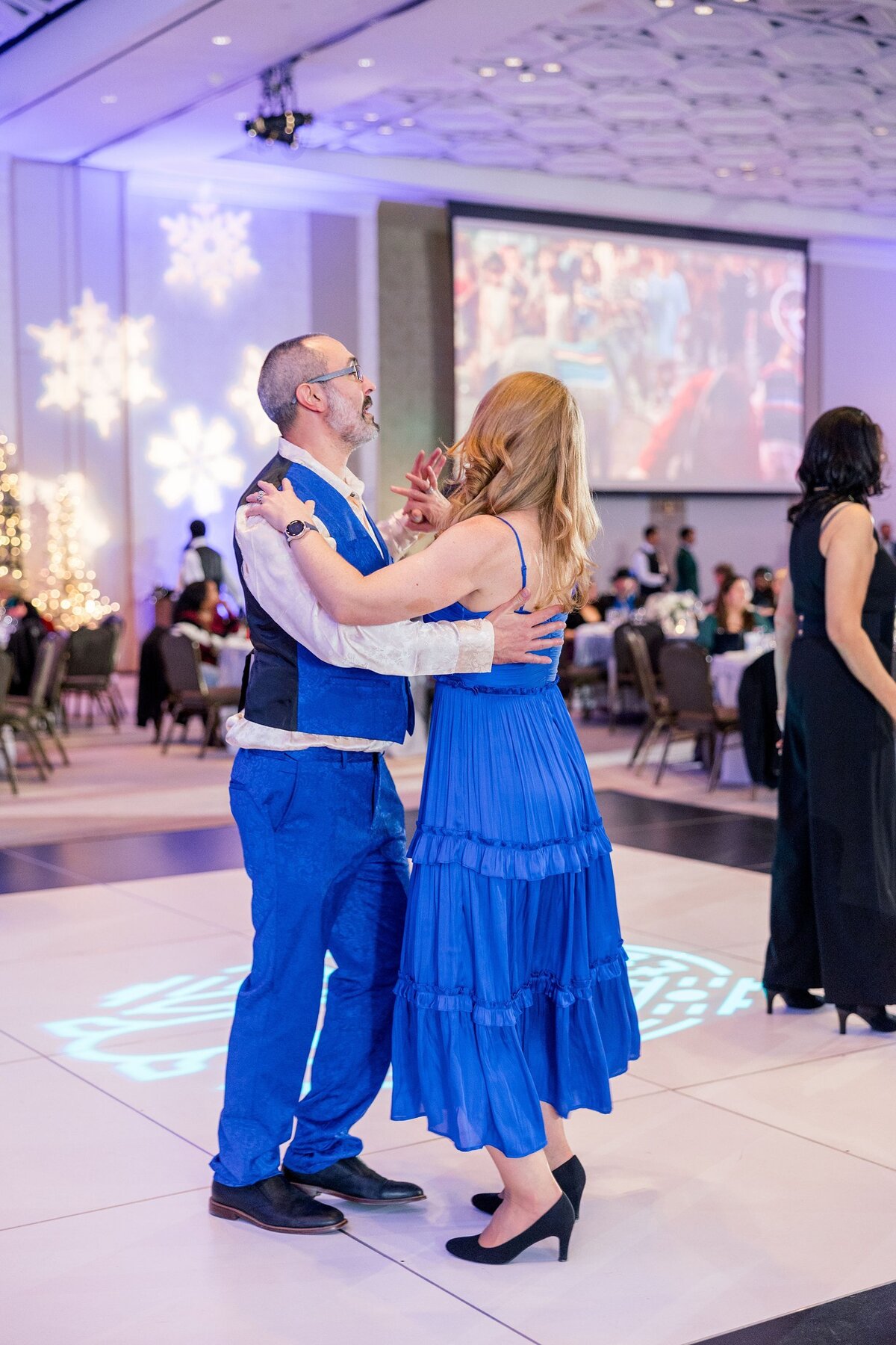 Virginia-Wedding-Planner-Bauer-Compressors-Holiday-Party-28