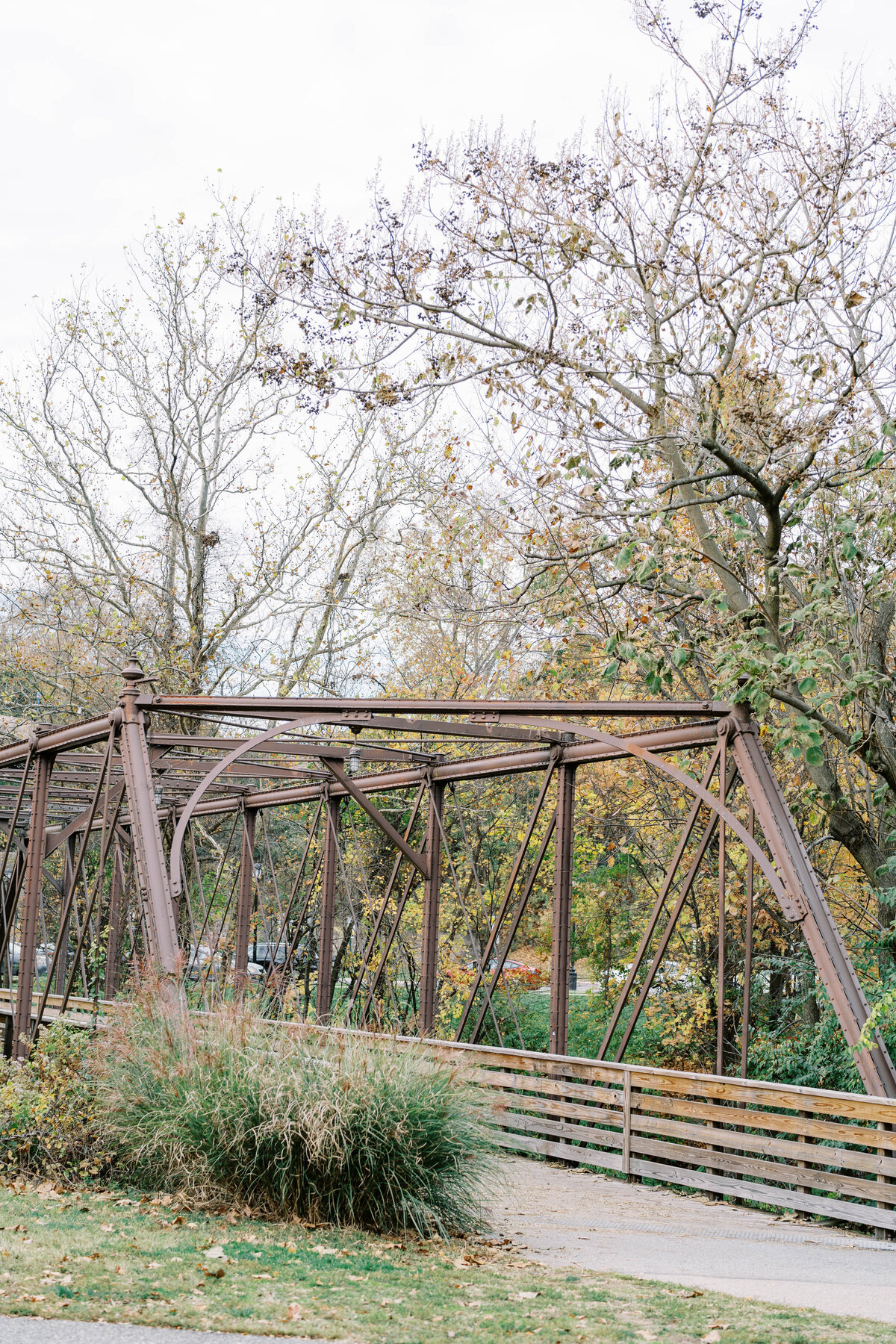 Phoenixville-Foundry-Romantic-Fall-Wedding-Photographer-Ceremony-Photos_75