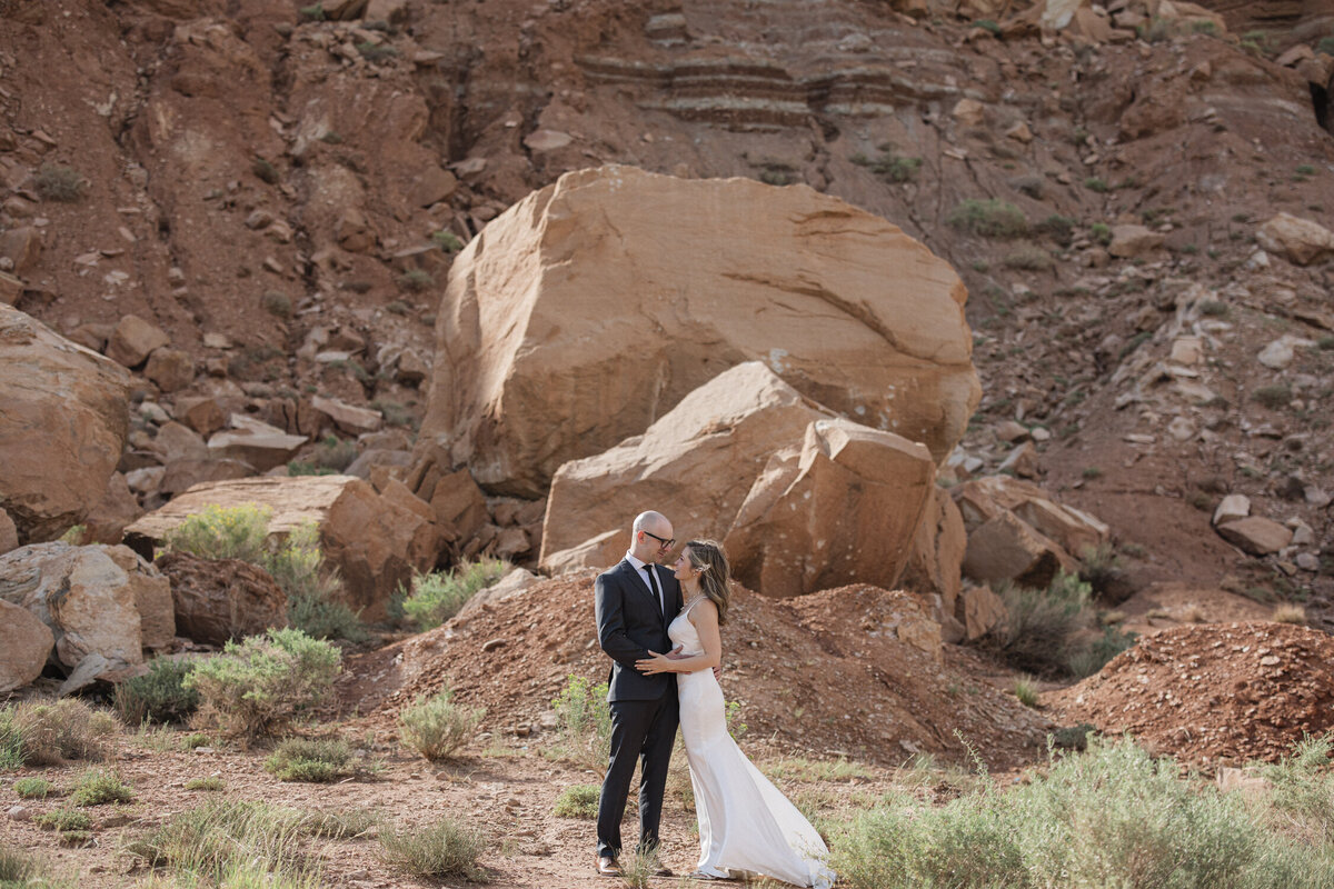 capitol-reef-national-park-elopement-photo-4630