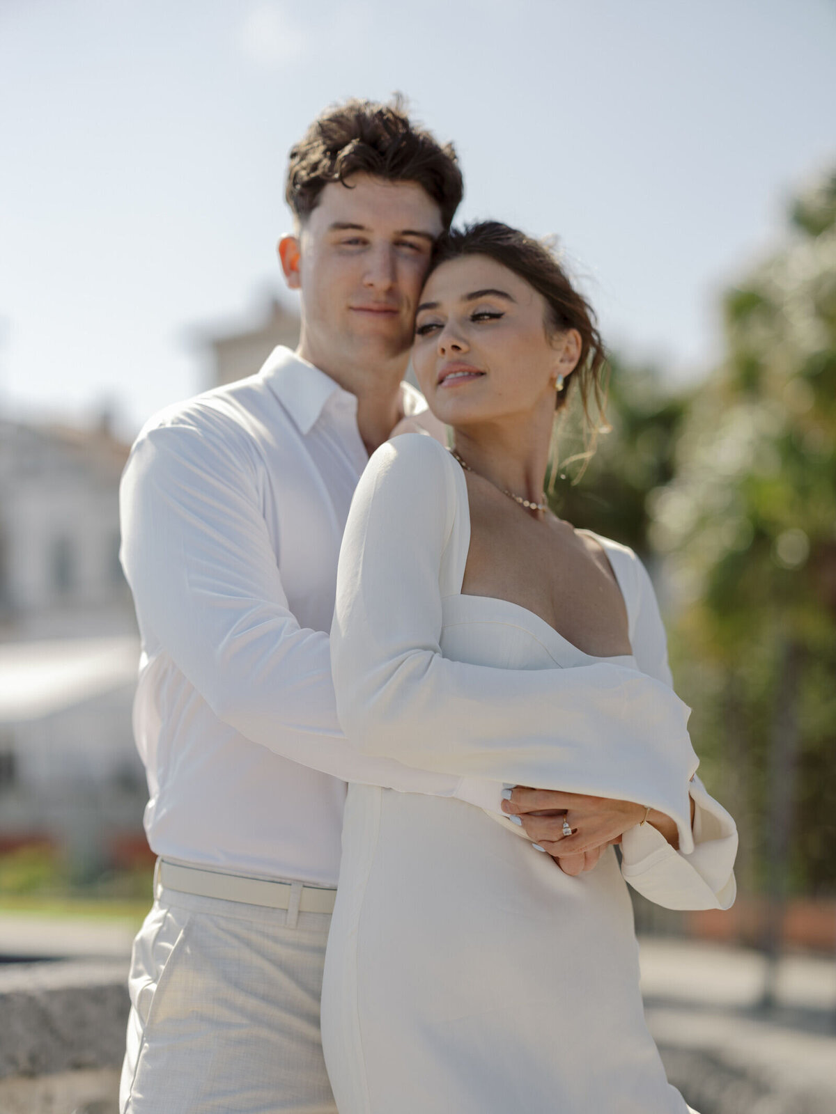 vizcaya-engagement-couple-tender-pose