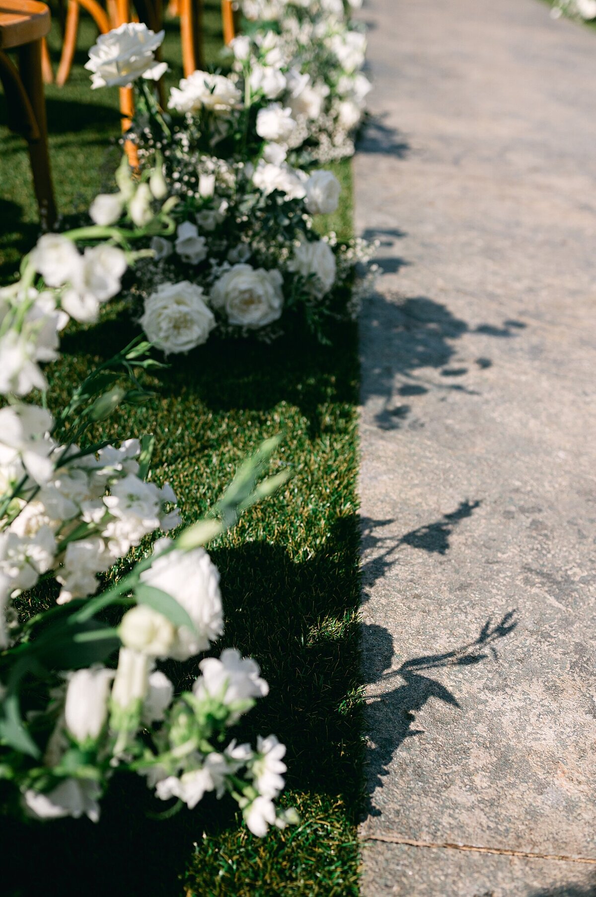 AlexisLunsfordElegantweddingfeaturedonStyleMePretty_0030