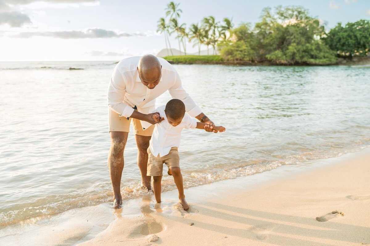 Oahu Family Portraits father and son cute photo