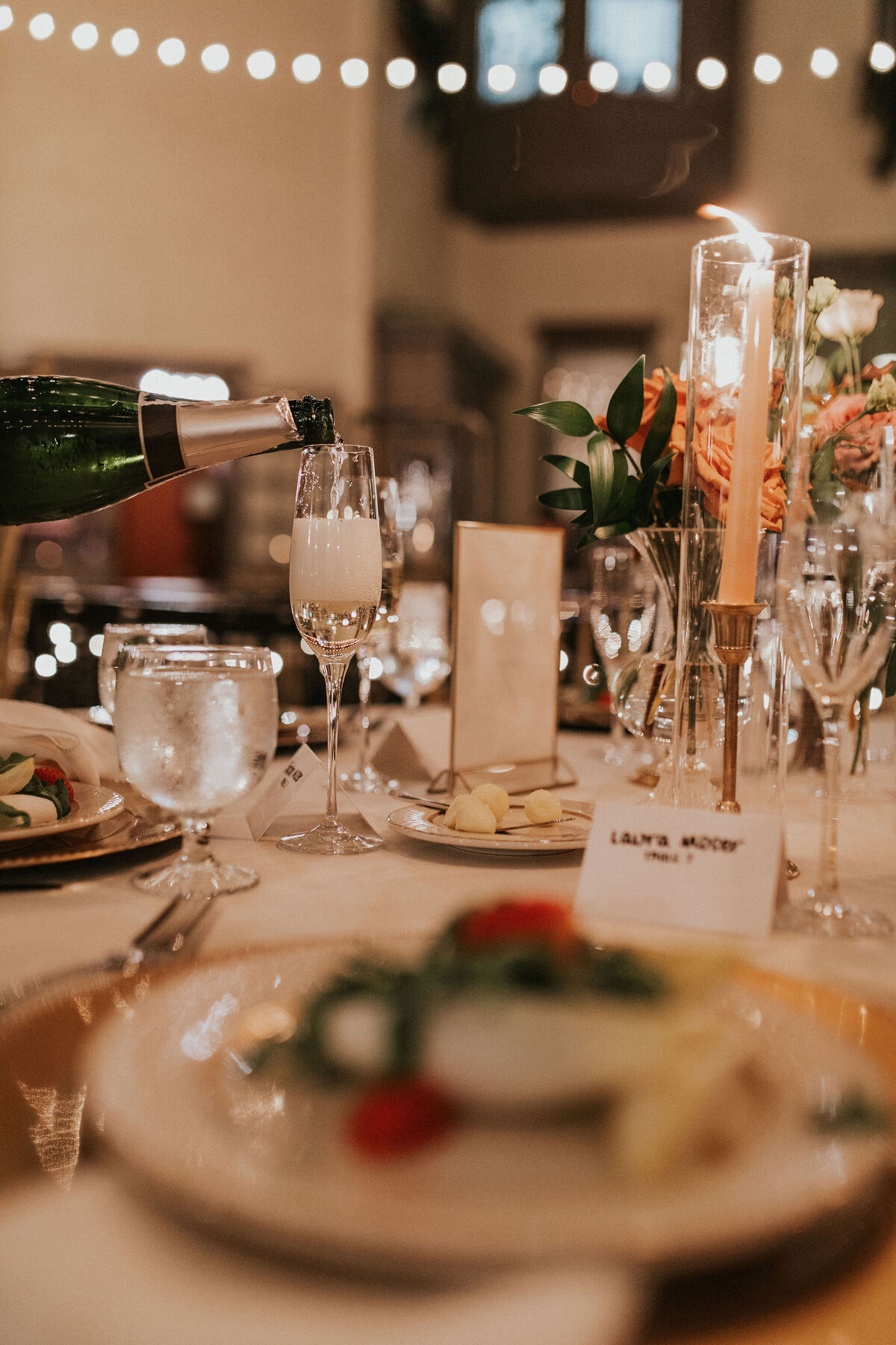 WELLING-FLORES.Wedding.EngineersClub-rcptn-39