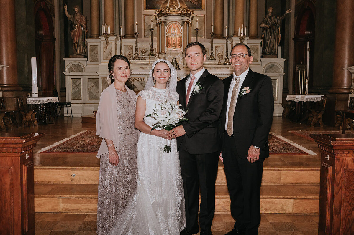 old-st-mary-catholic-wedding-cincinnati-ohio120