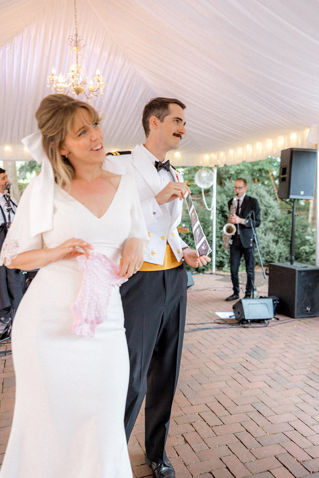 Bride and groom announcing their pregnancy
