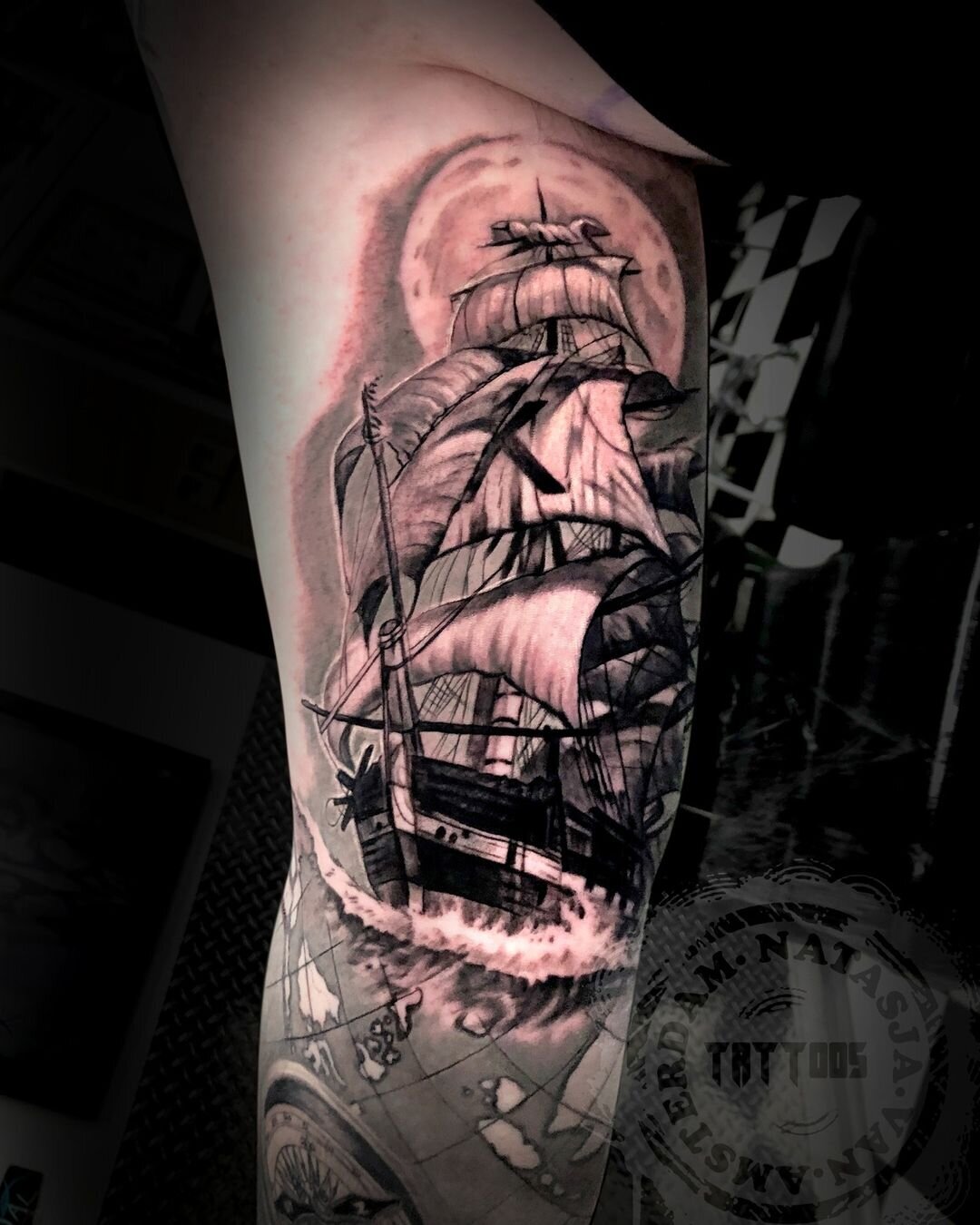 bloodyink-tattoo-studio-guestartist-natasja-2023 (1)