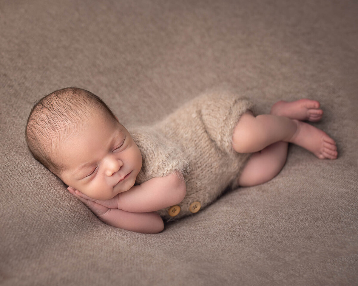 akron-canton-newborn-photographer-kendrahdamis (15 of 16)