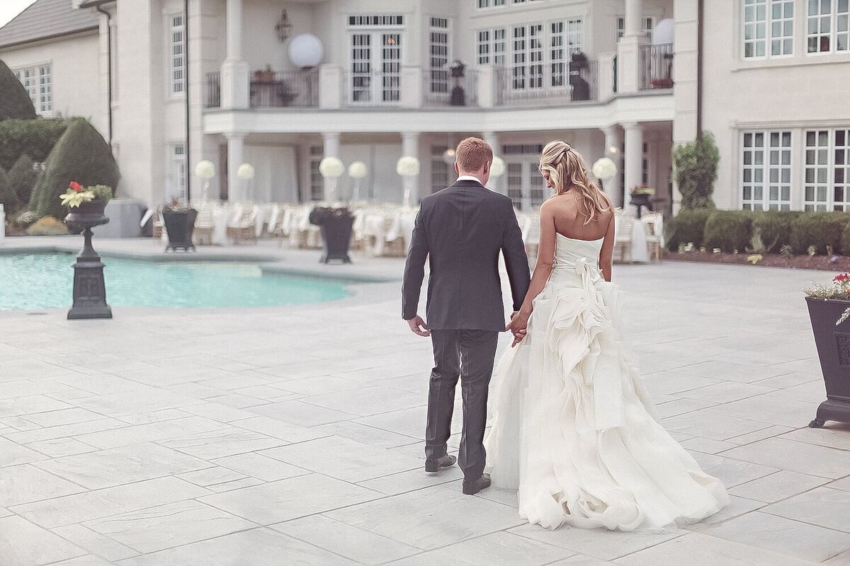 platinum-wedding-at-private-estate-with-luxurious-reception-details