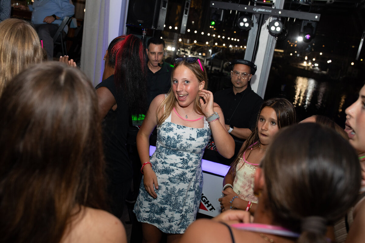 vibrant-temple-shalom-of-south-bay-bat-mitzvah-58