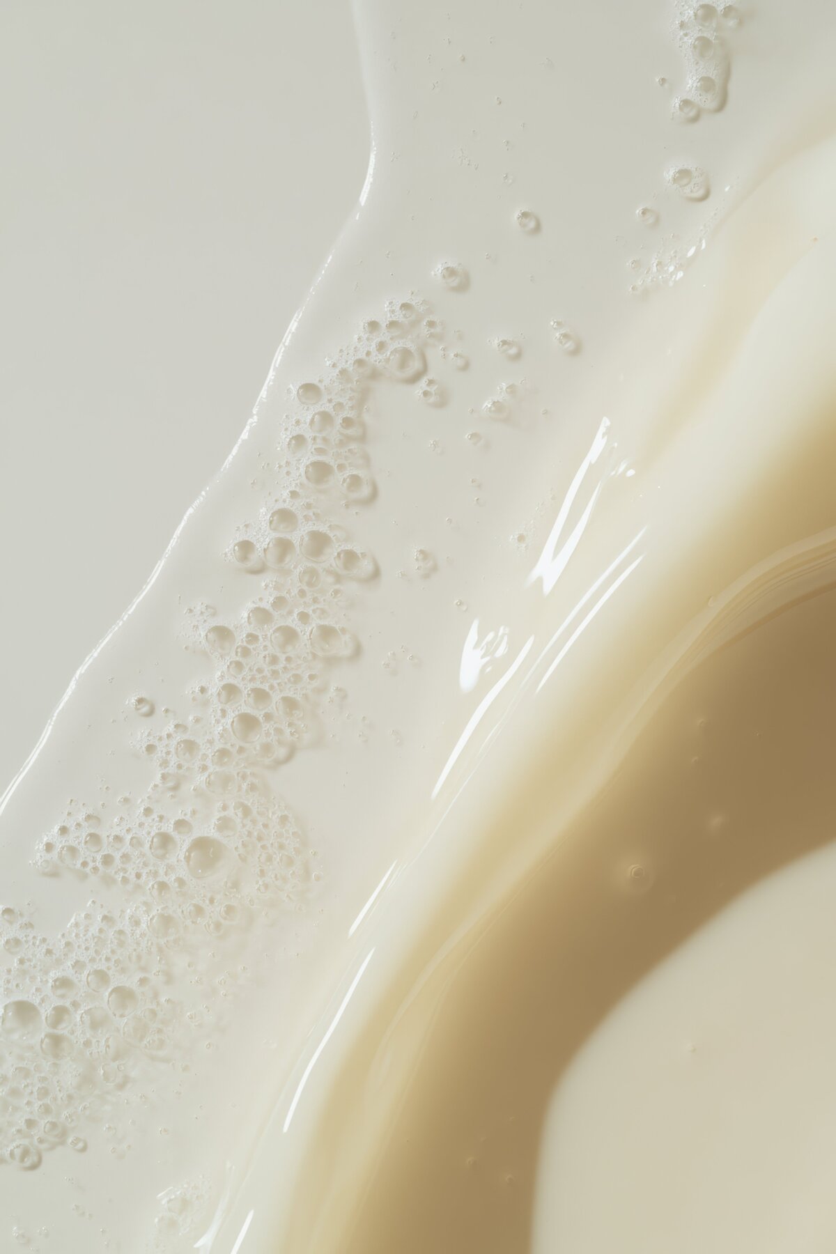 Creamy, foaming texture for holistic skincare