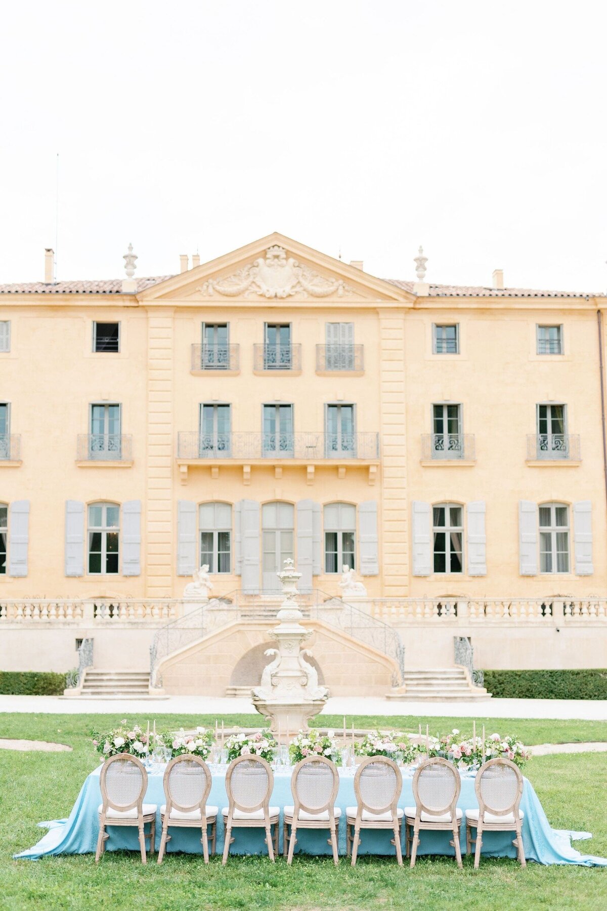 Château-de-fonscolombes-table-mariage