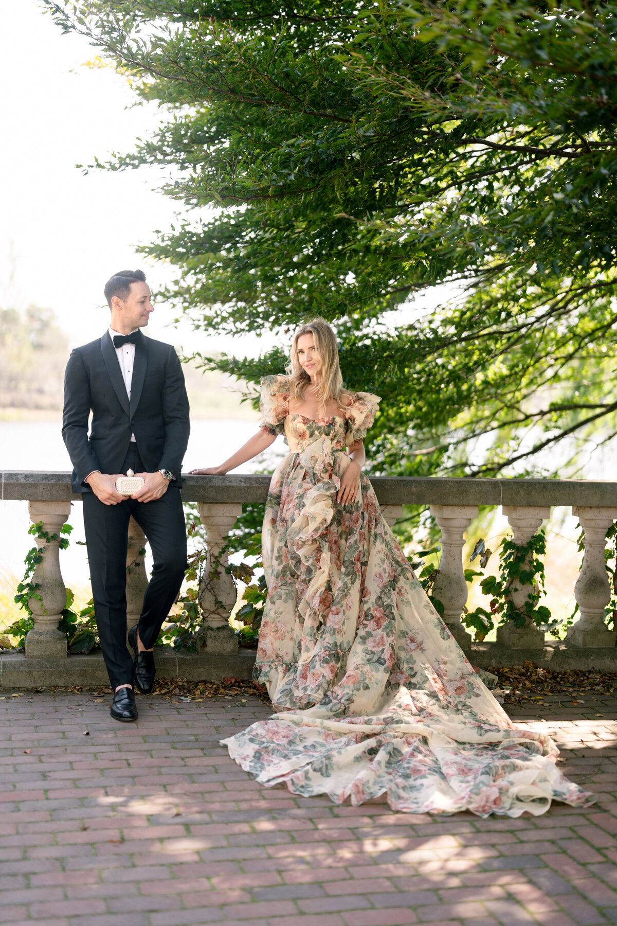 Berlez-Aspen-Avenue-Chicago-Wedding-Photographer-Engagement-Session-Chicago-Botanic-Garden-Selkie-Luxury-Editorial-True-to-Color-119