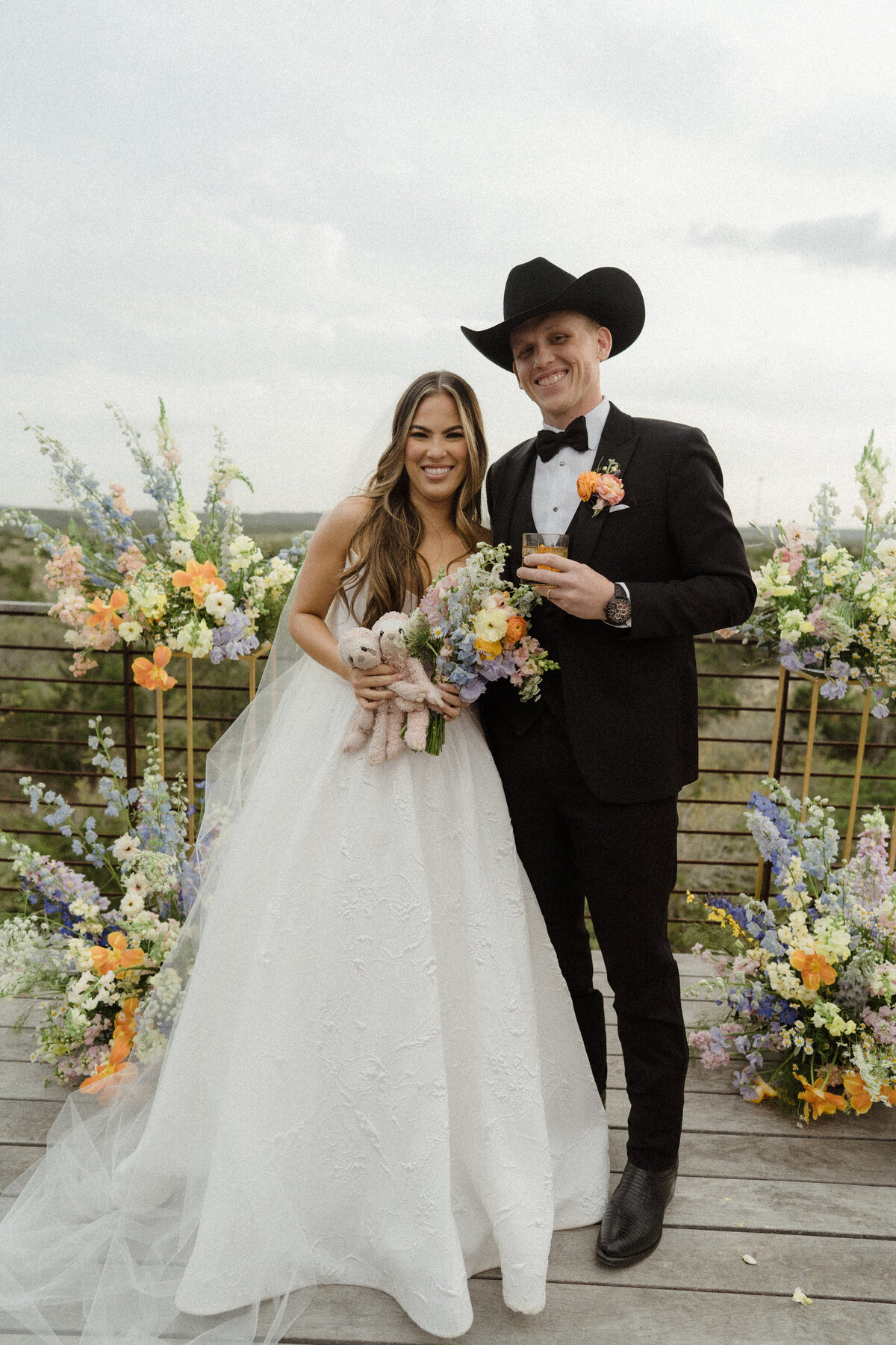 C&R_WED-638