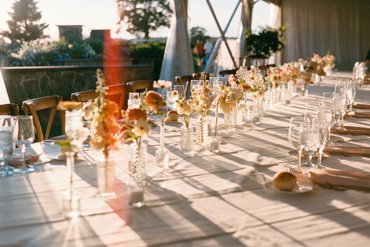 Cocktail hour at Glen Foerd Estate in Philadelphia, PA
