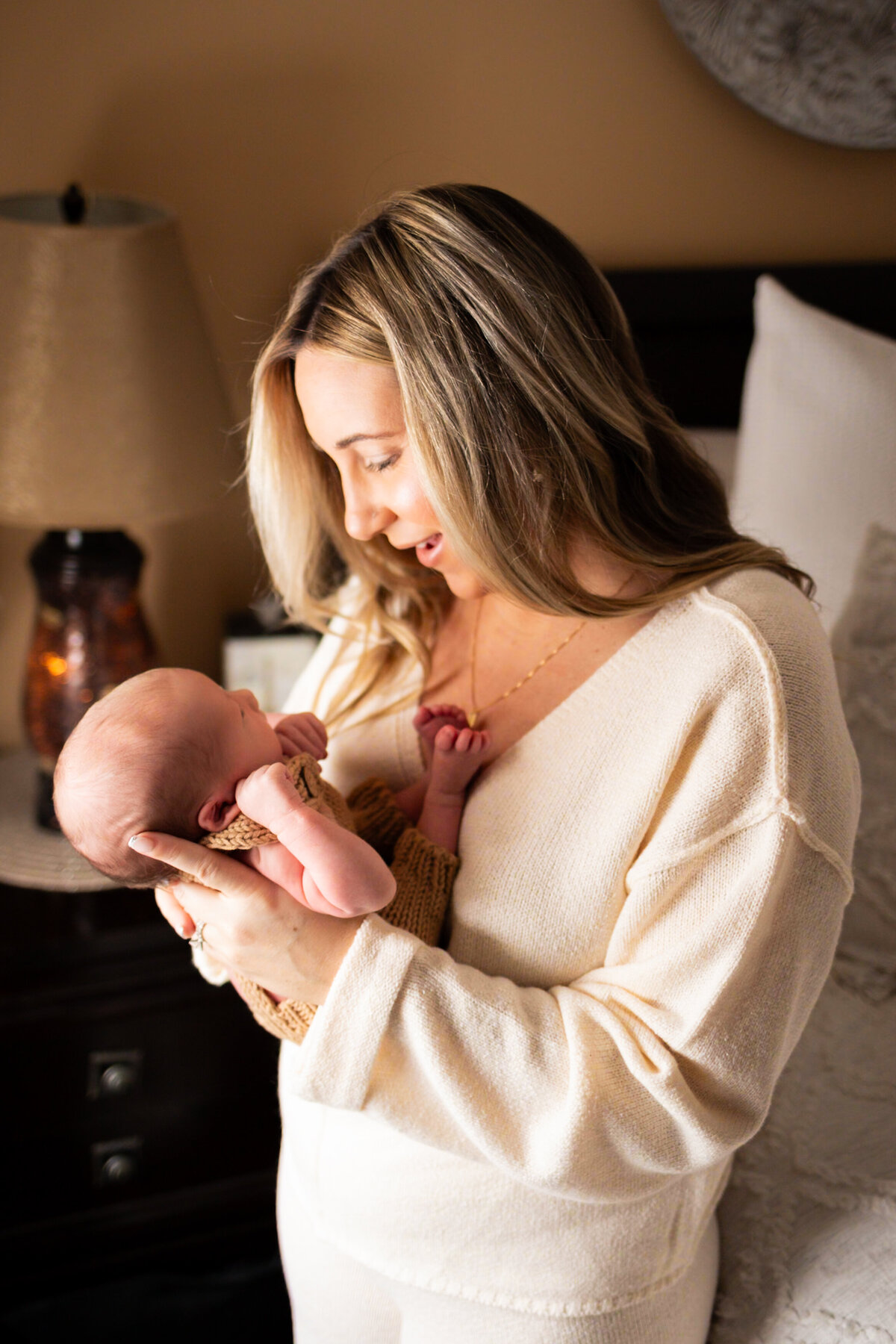 relaxed-newborn-photography-at-home-oyster-bay