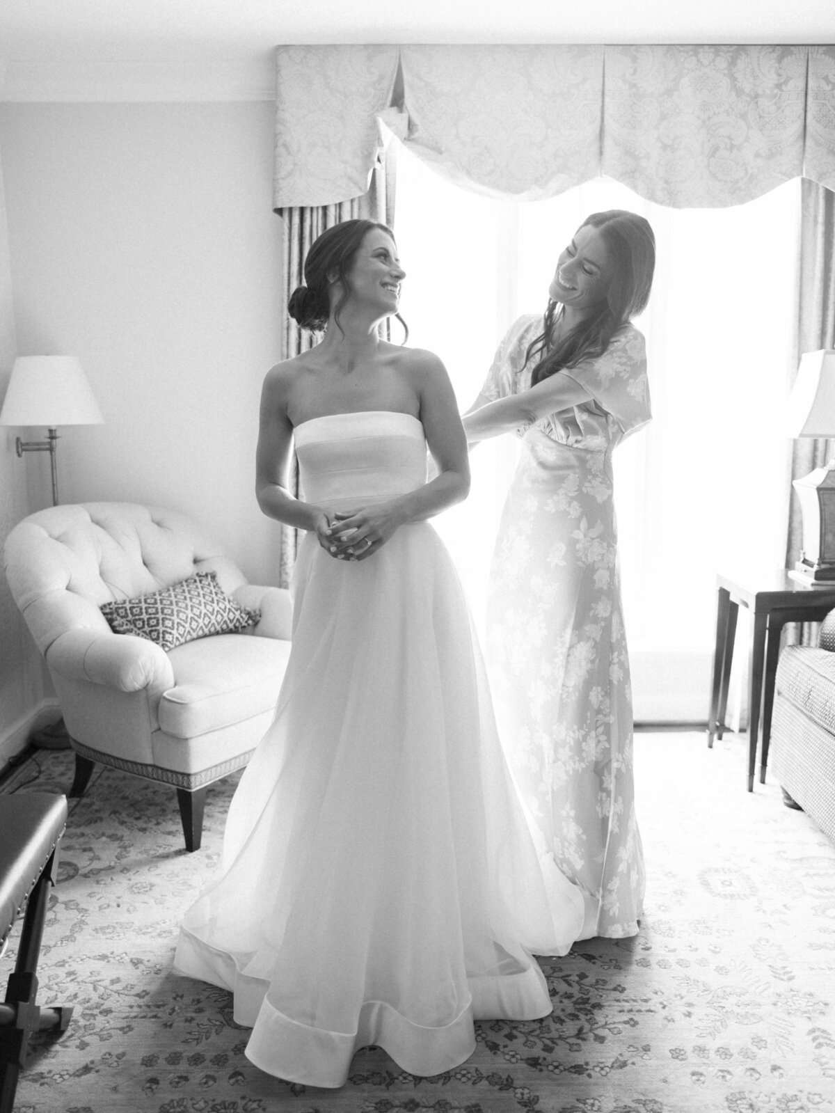 AllyandBobby_CarolineJackWeddingGettingReady 49