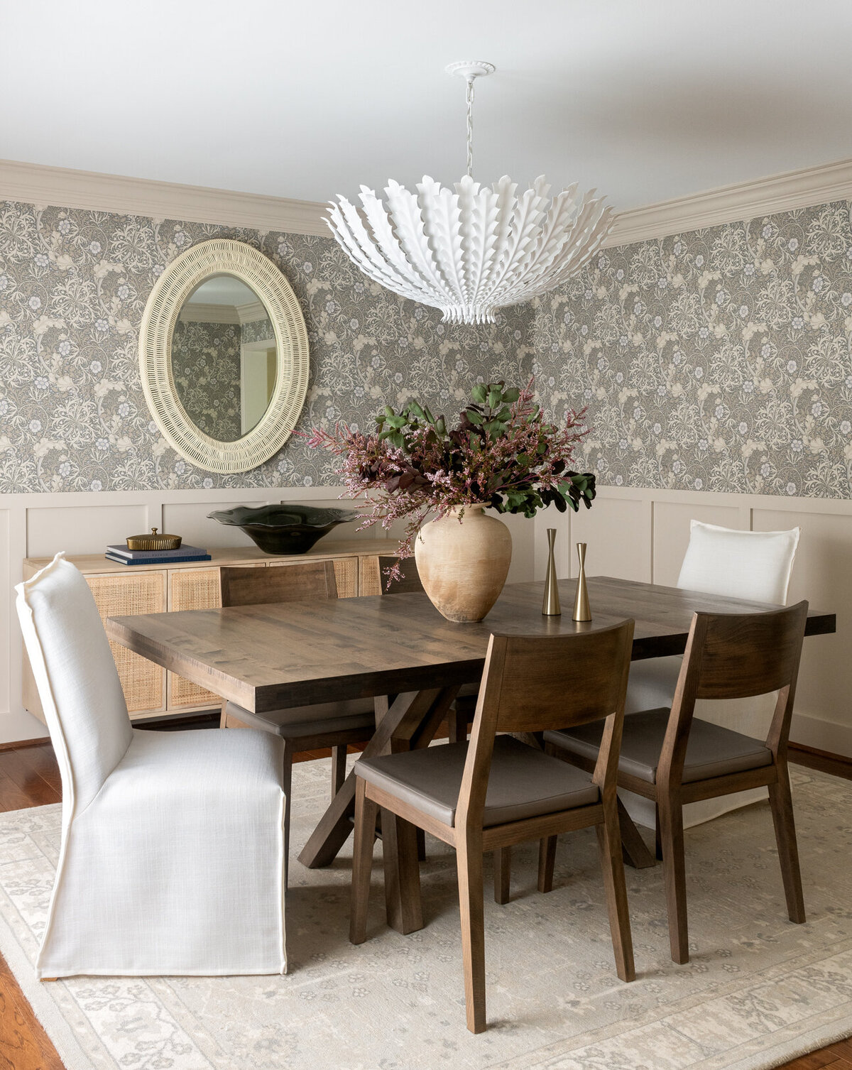 strafford_lores_dining_01