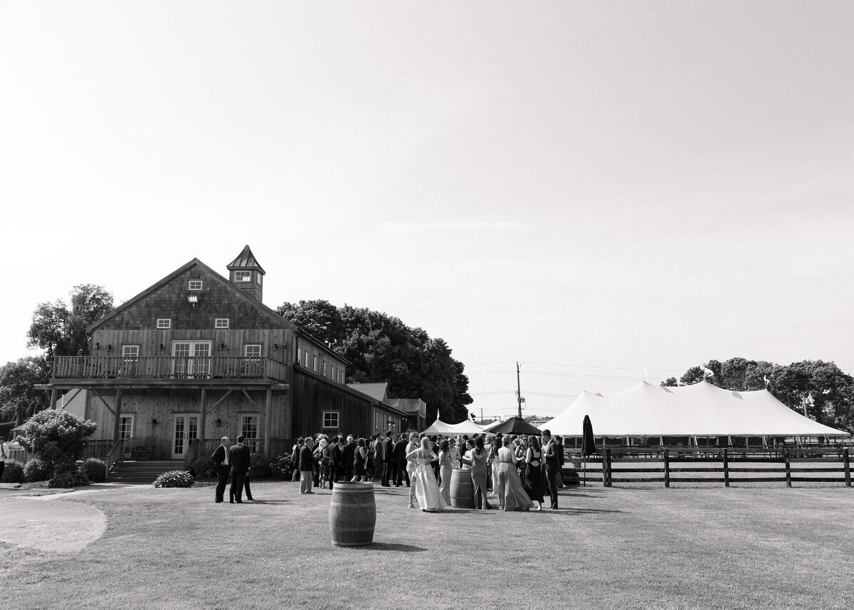 new york city wedding photographer couple photos wedding shoot couple running