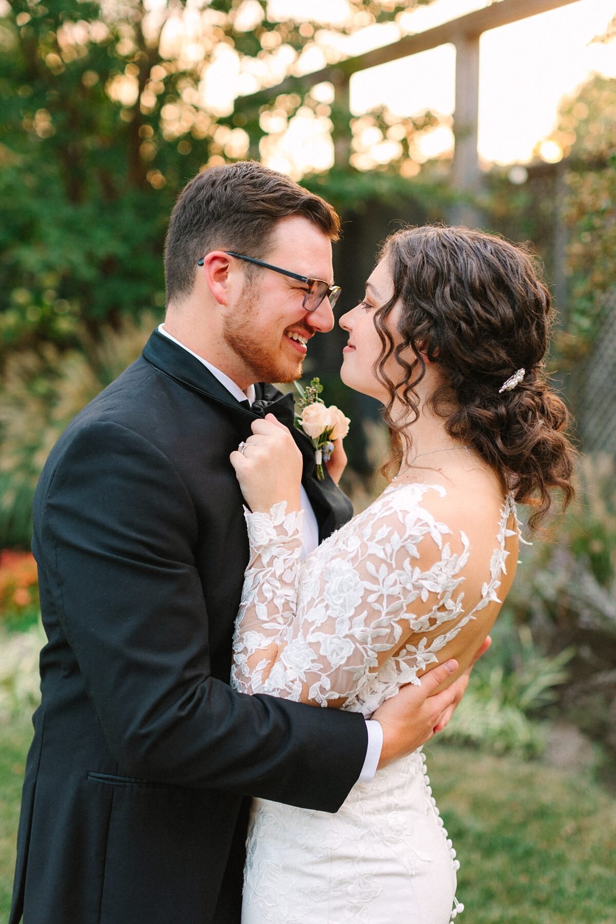 Bride and Groom Wedding Portaits Kelynn and Mathew Evansville Owensboro375