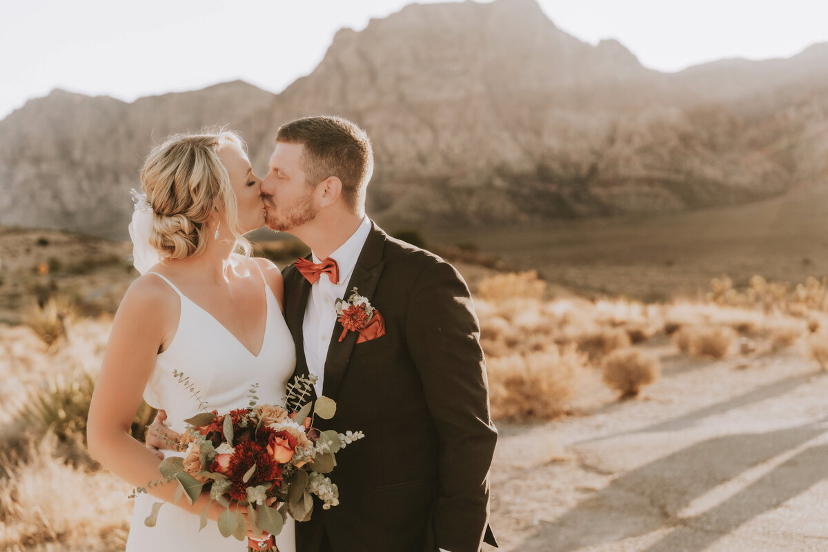 destination micro wedding photographer62