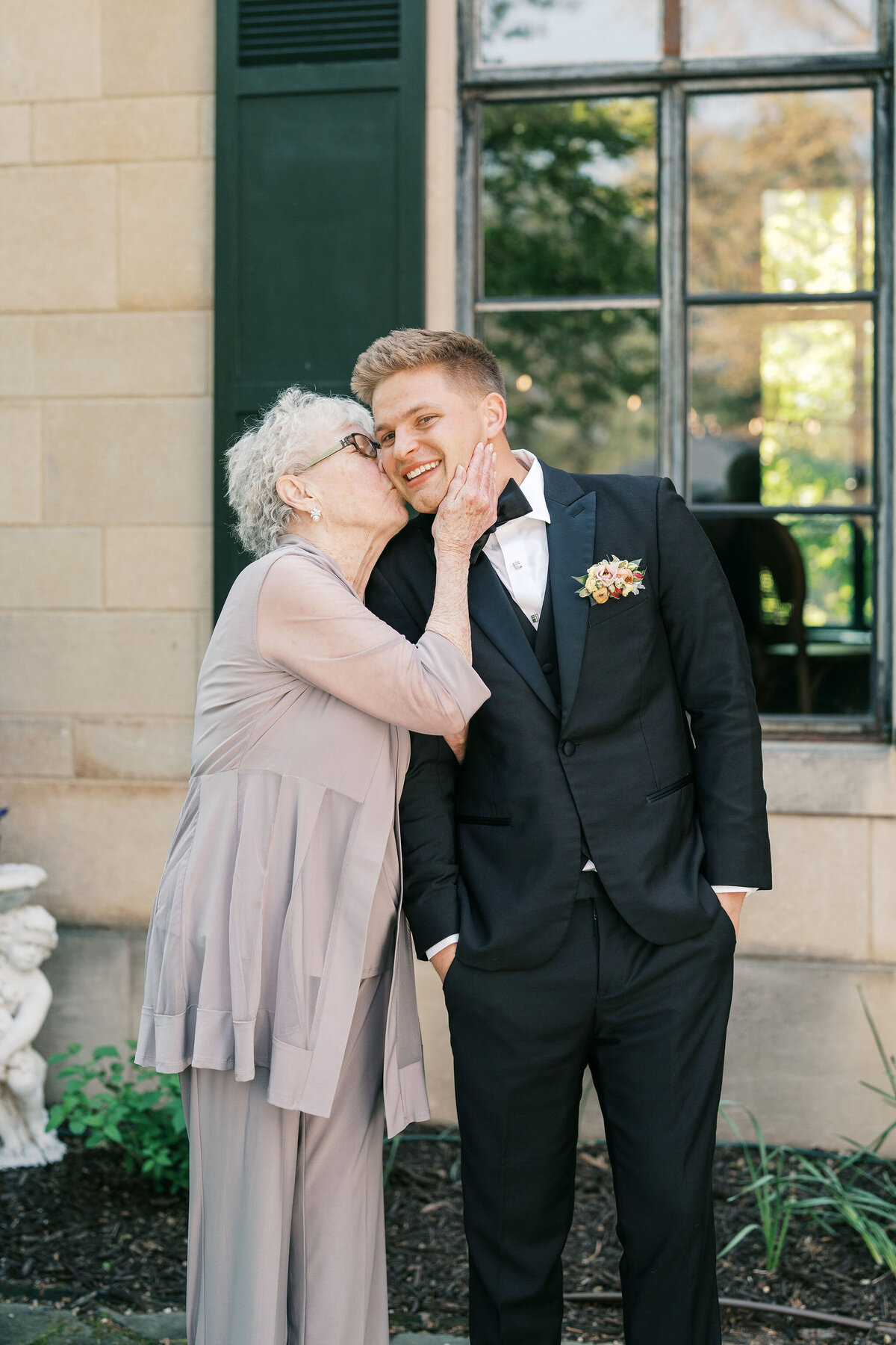 Maria + Grant + Truvision Studios 86