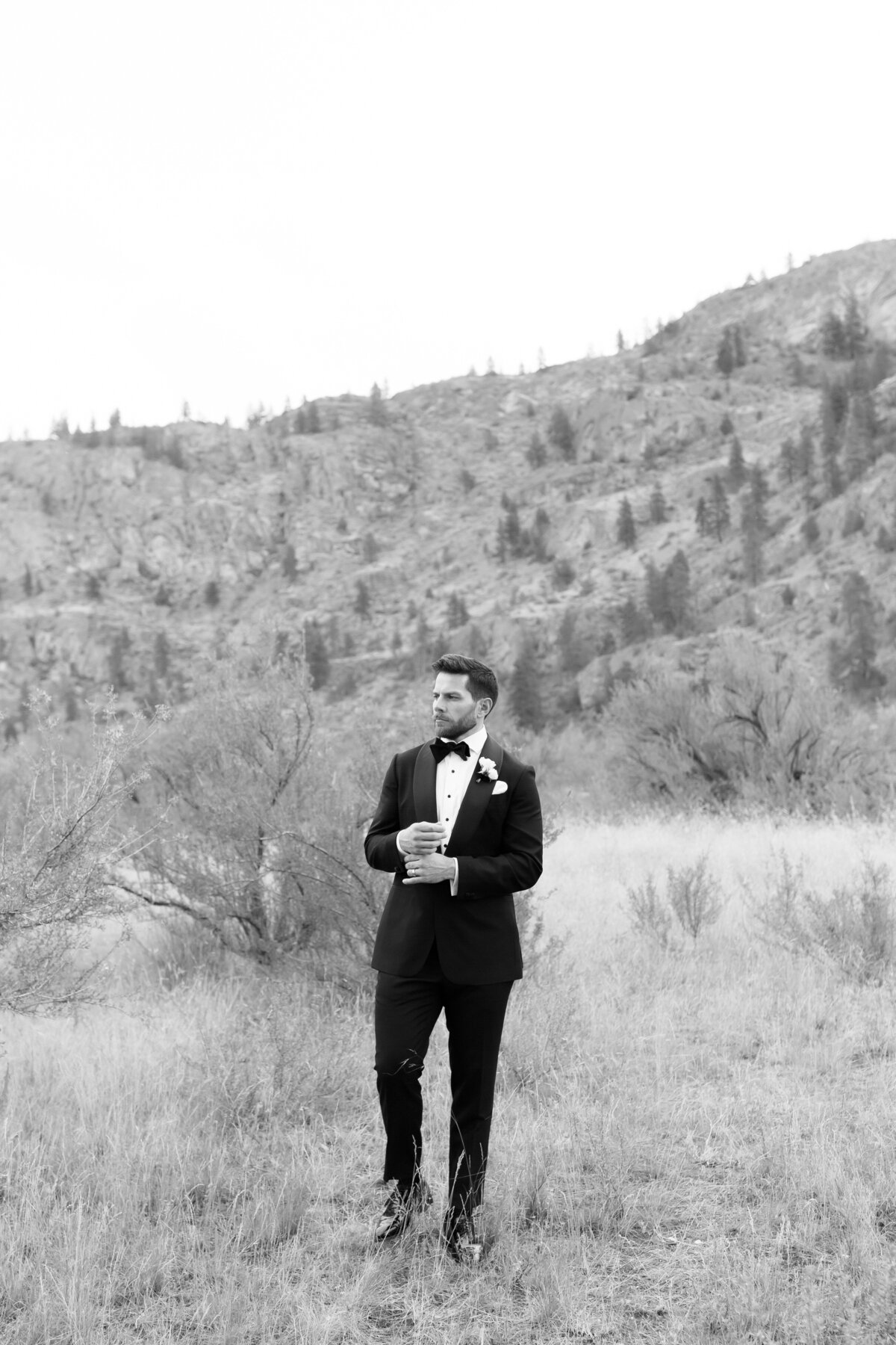 MeghanHemstra-Romantic-Hatley-Castle-Wedding-77