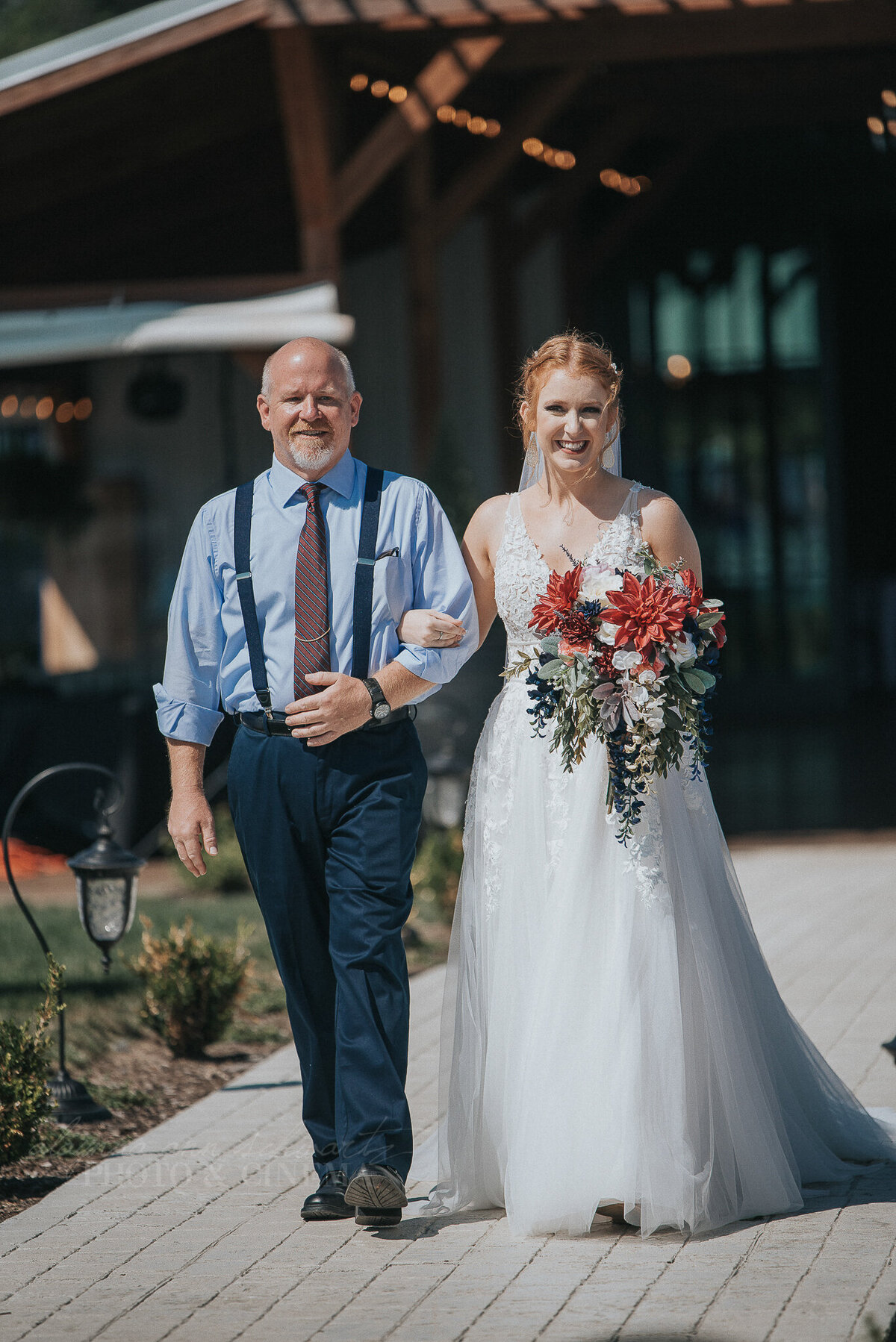 ceremony _ alaynna ann schwartz _ harpors vinyard _ iowa photographer _ playlife photography_0111