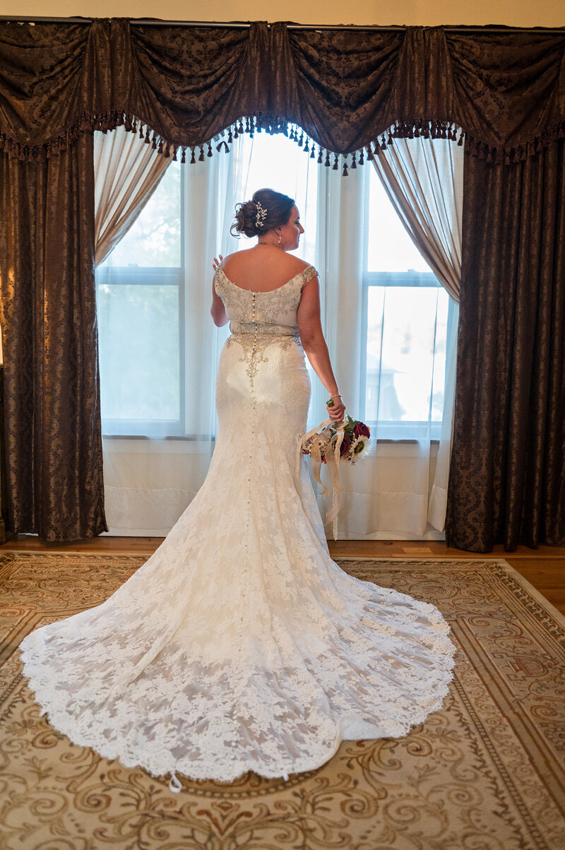 Detroit Wedding Photographer Victoria Wedding Chapel-033