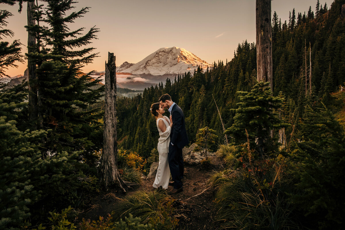 Seattle-adventure-elopement-photographer-James-Thomas-Long-Photography-046