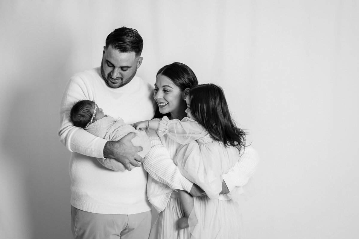 manuzza-newborn-photos-new-jersey-2