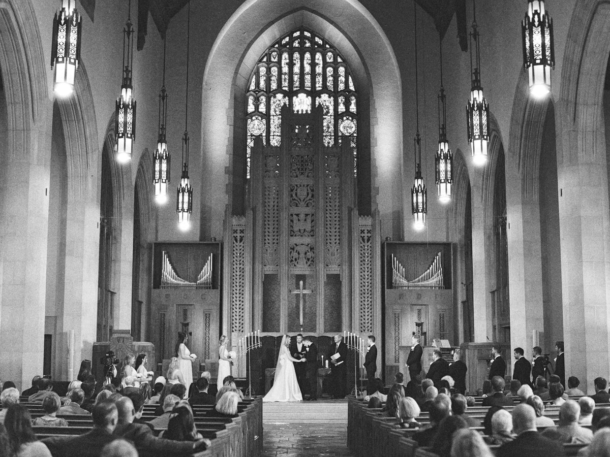 2021_08_07-Ariel-Pearl-Center-Wedding-Halle-Carter-Ceremony-74