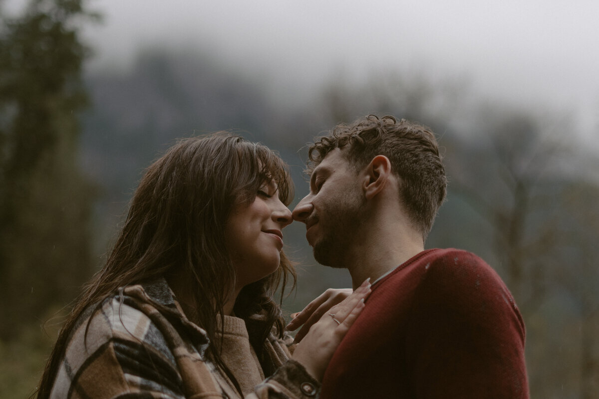 middle-fork-snoqualmie-engagement-session-82