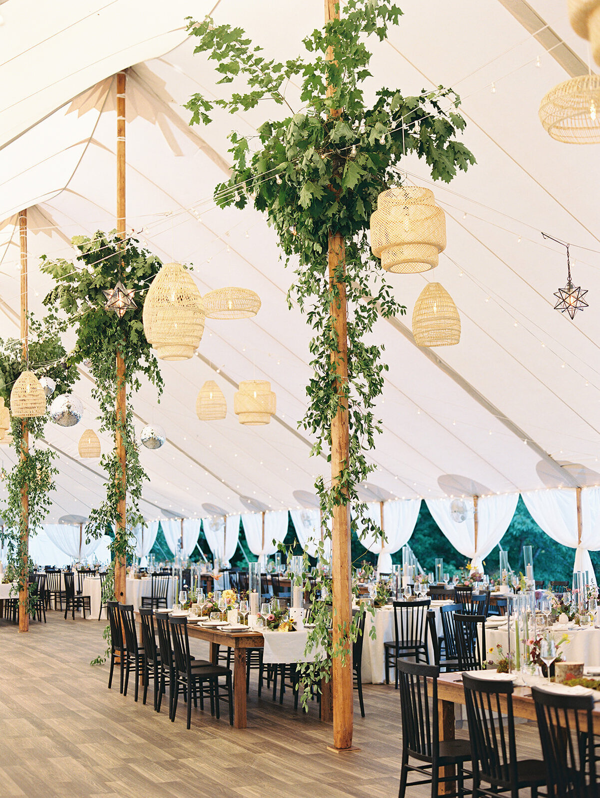 squam-lake-new-hampshire-wedding-tent