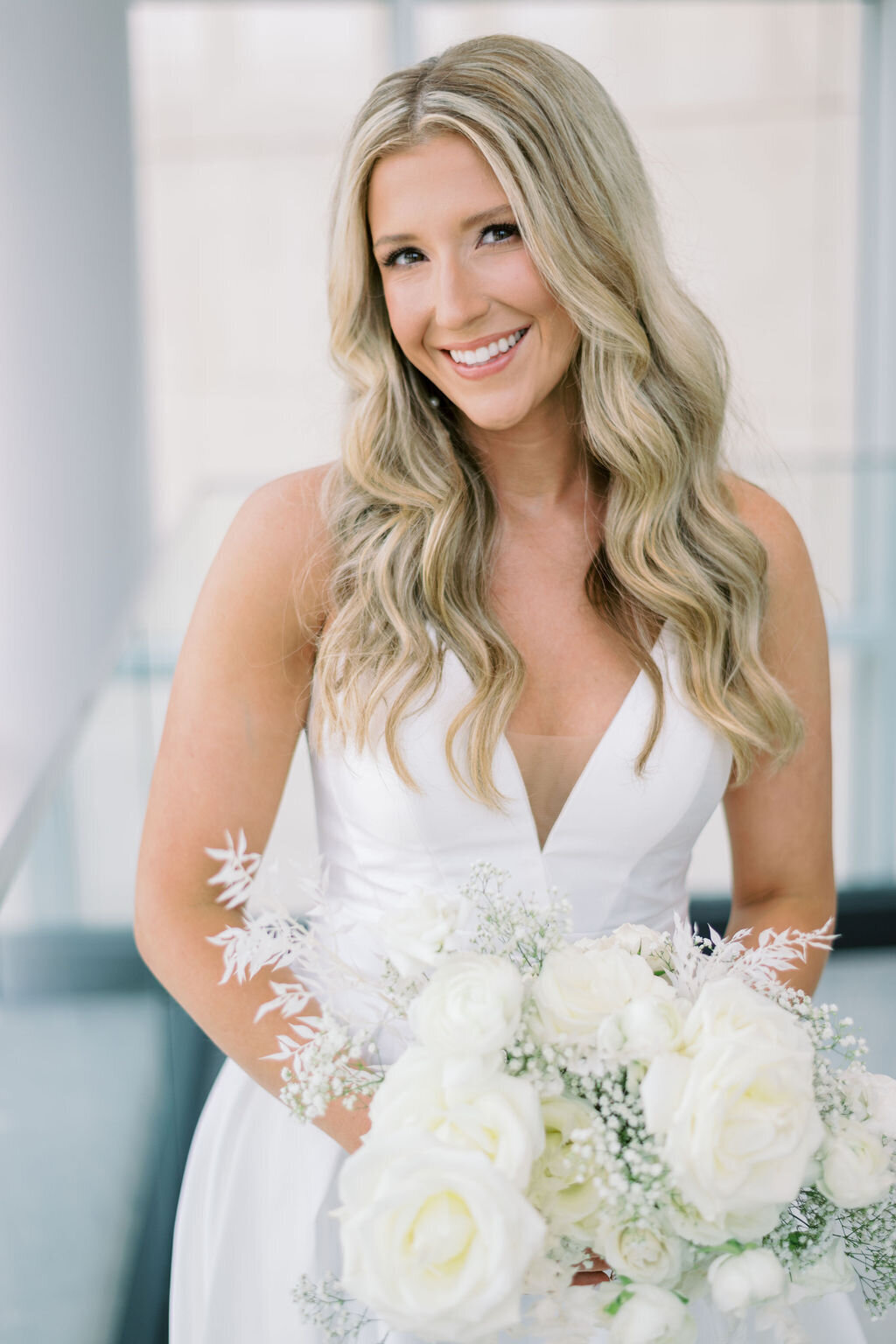 bridal portrait at loews hotel in kansas city