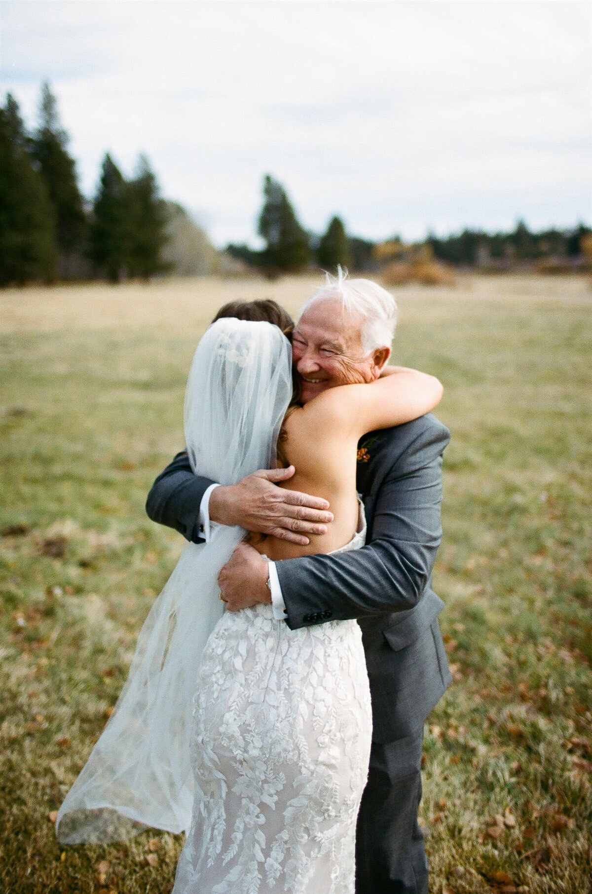 black-butte-ranch-sisters-oregon-wedding-037
