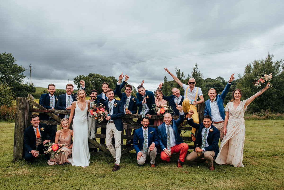 Ash_Barton_Wedding_Lauren+Chris_THISANDTHAT_PHOTOGRAPHY-523
