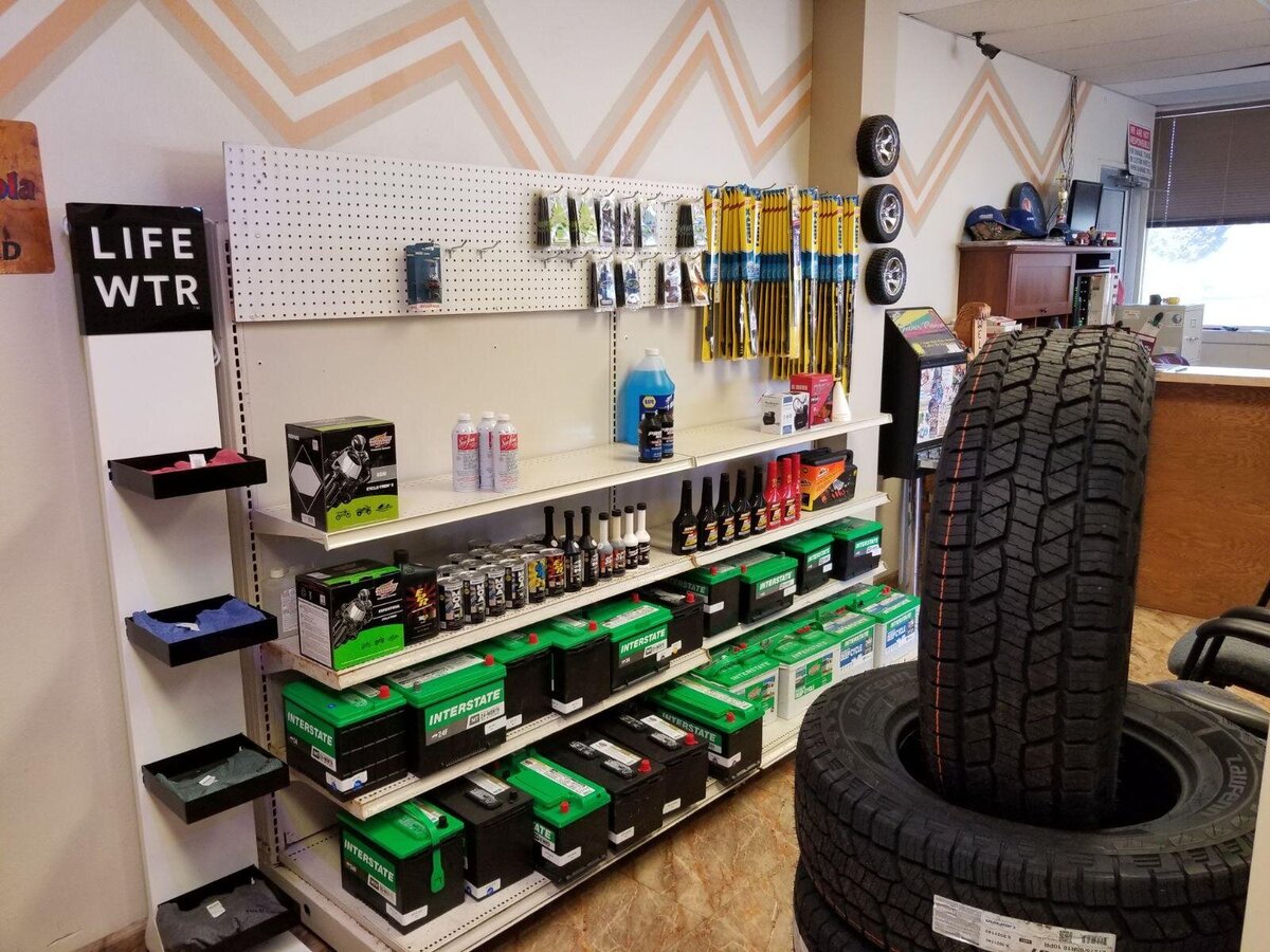 Tires and automotive products inside Canyonlands Tire