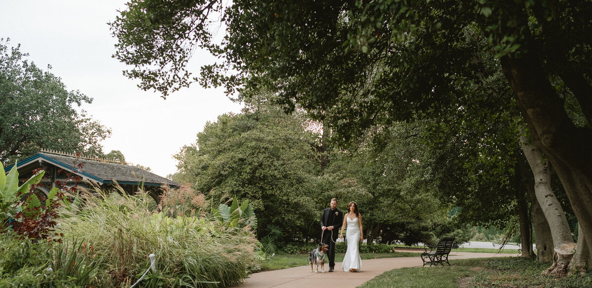 documentary photographer garden greenhouse wedding-149