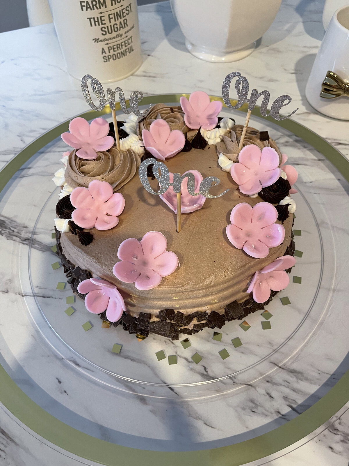regina-custom-birthday-cake-design