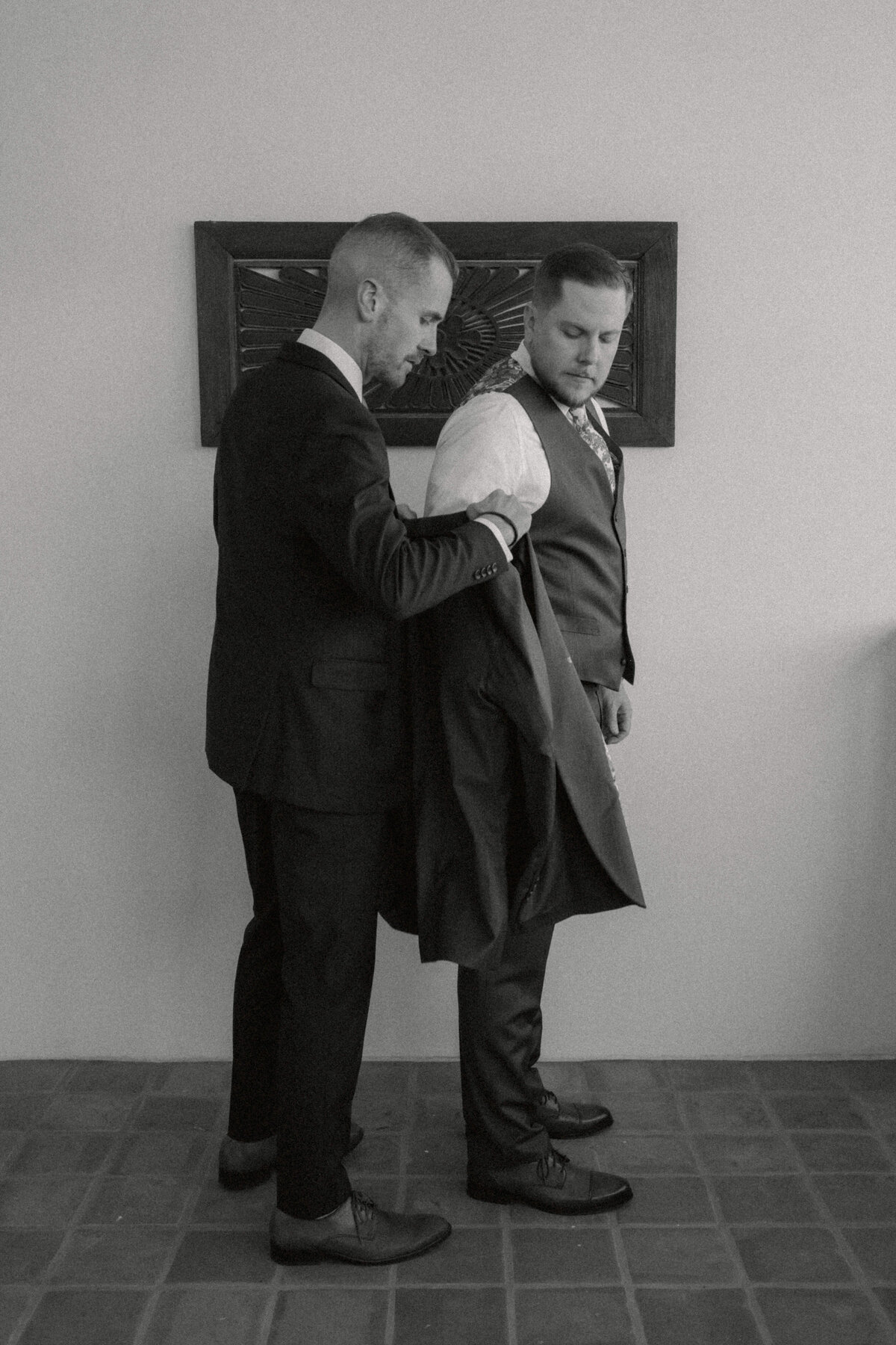 Sarah & Steven Wedding Sneak Peeks-11