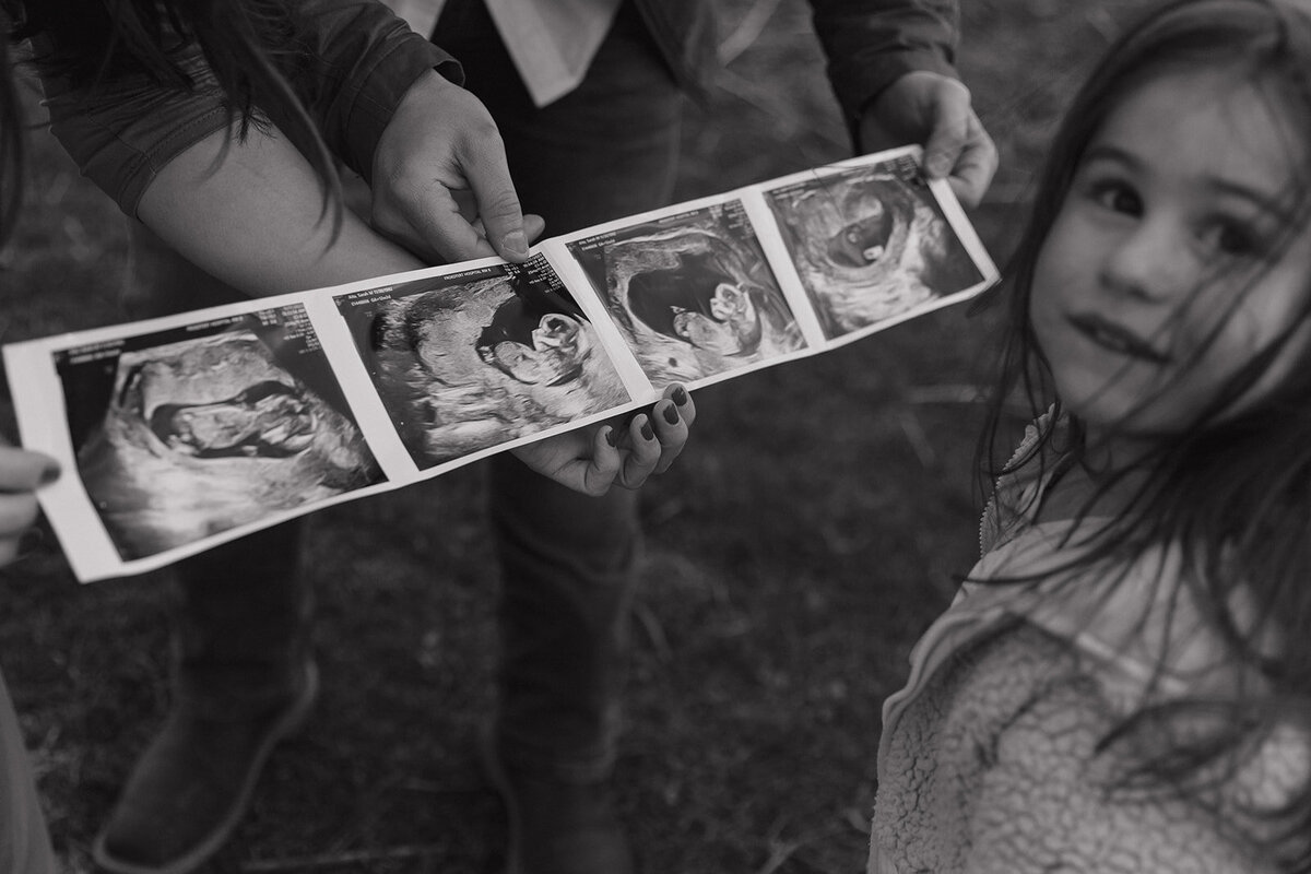 Milwaukee maternity photographer