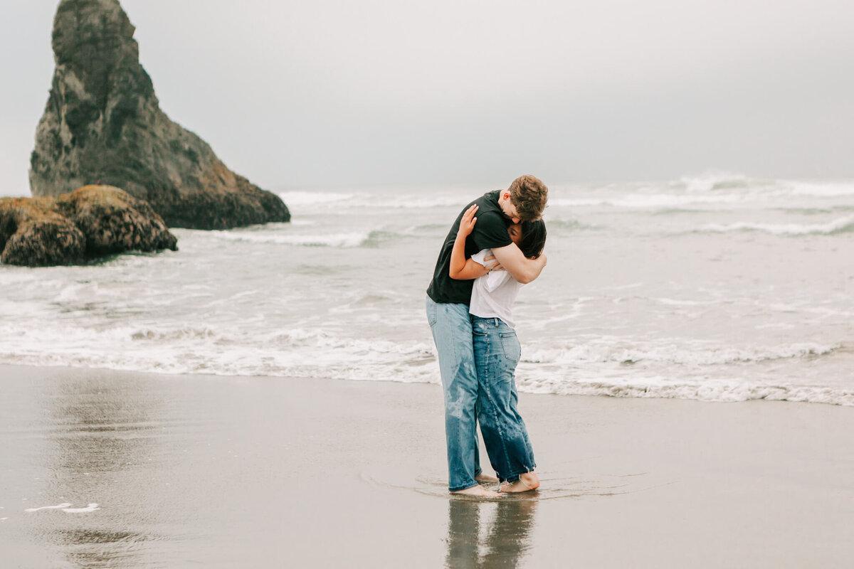 Albany-Oregon-Couples-Photographer-67