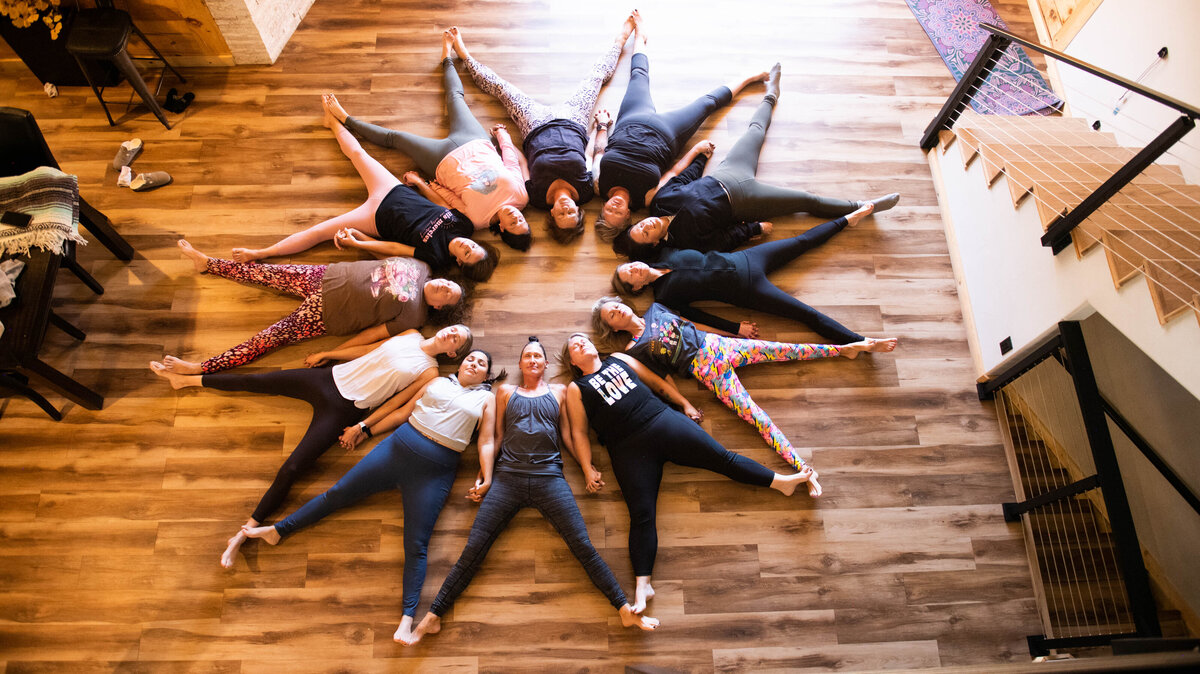 CircleHisPromisesYoga-250