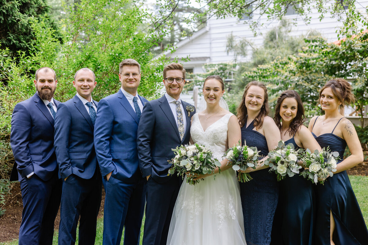 northeast-pa-private-estate-bear-creek-wedding-emily-taylor-photography_048