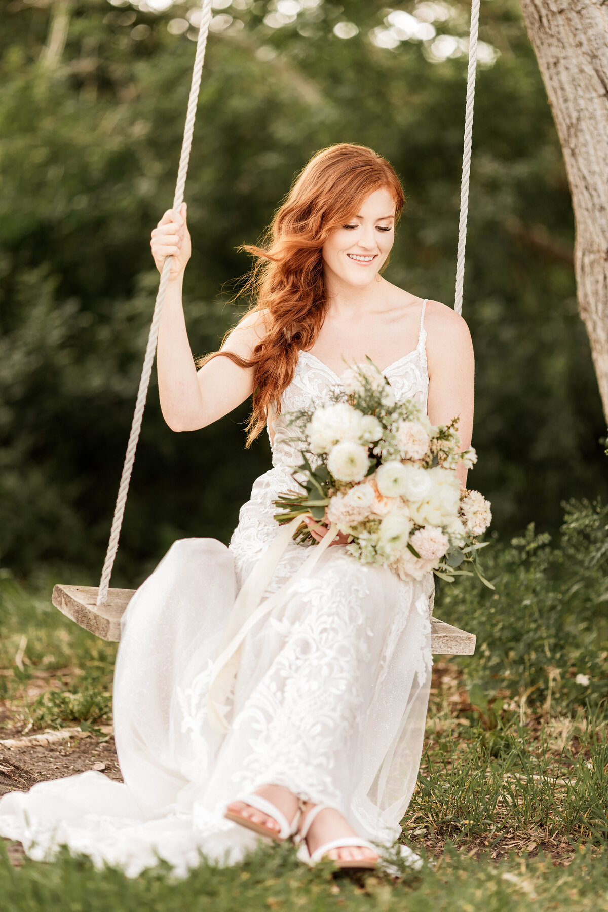 bridal-portait-on-swing