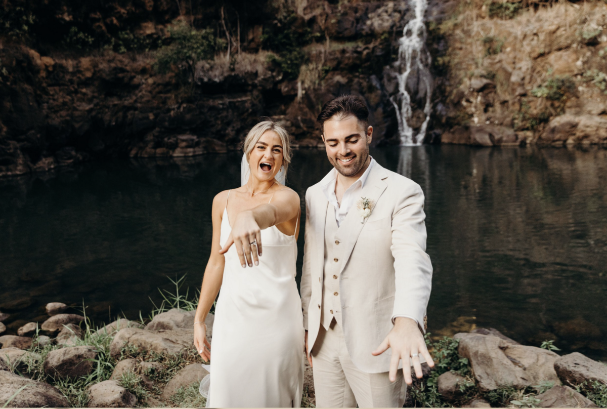 hawaii waterfall wedding