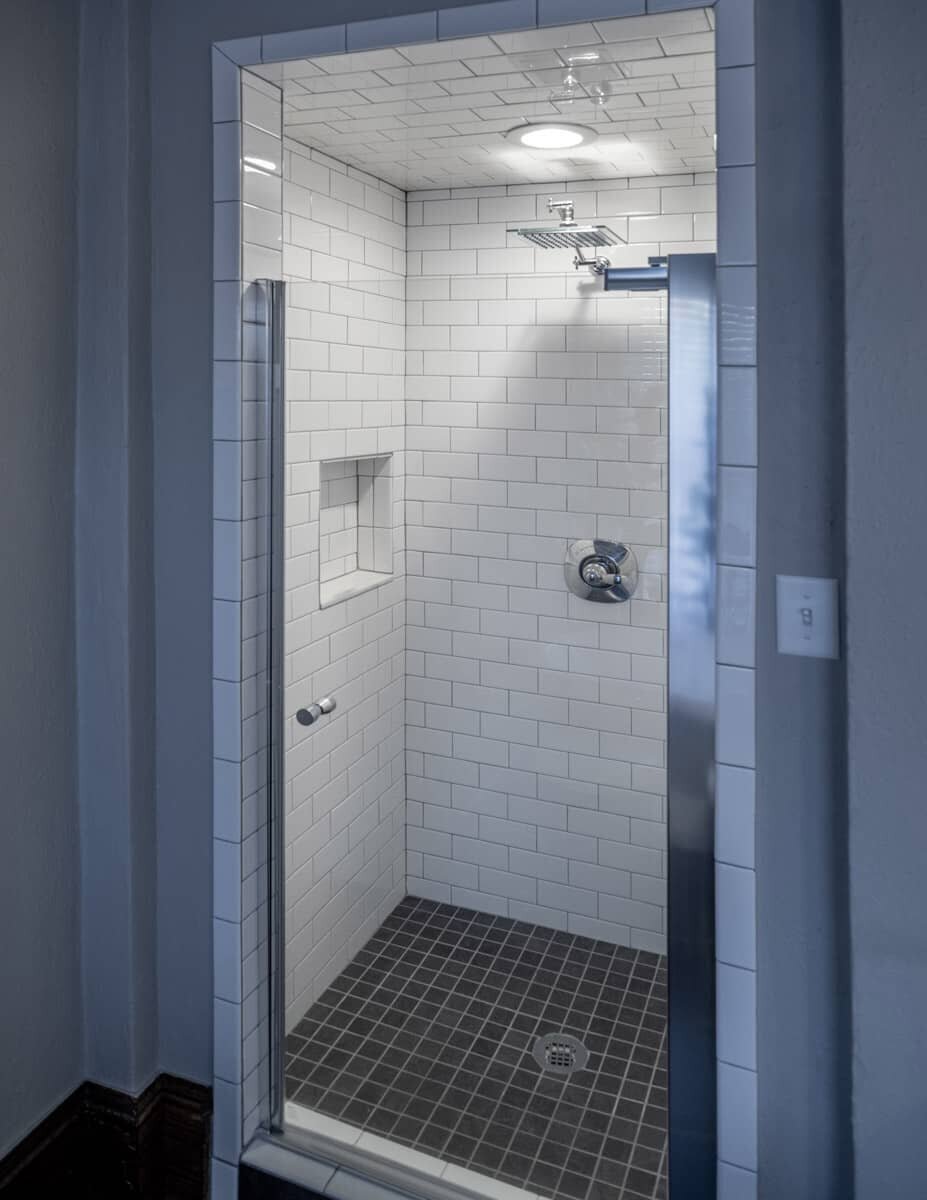 The shower of vacation rental 3, Quinnimont.