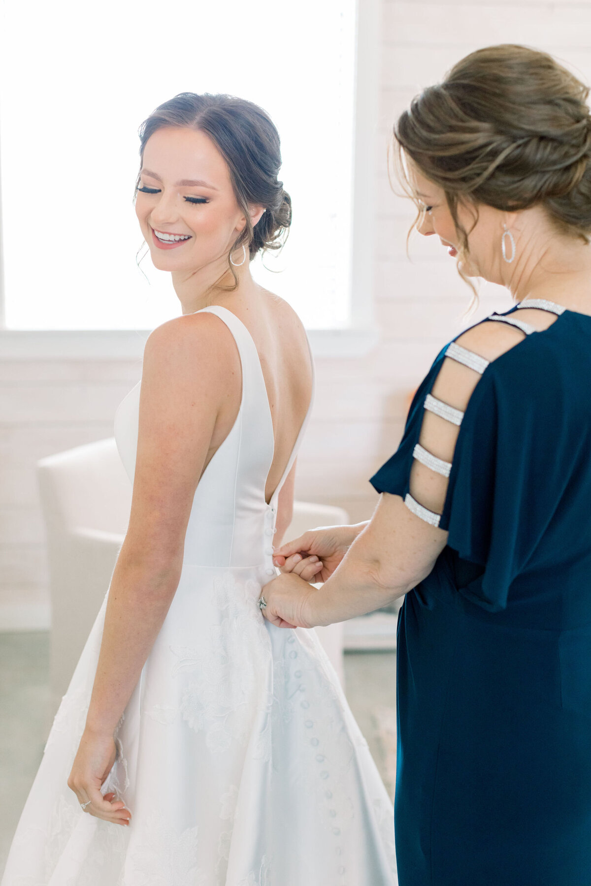 summer-rustic-blue-gin-wedding-30