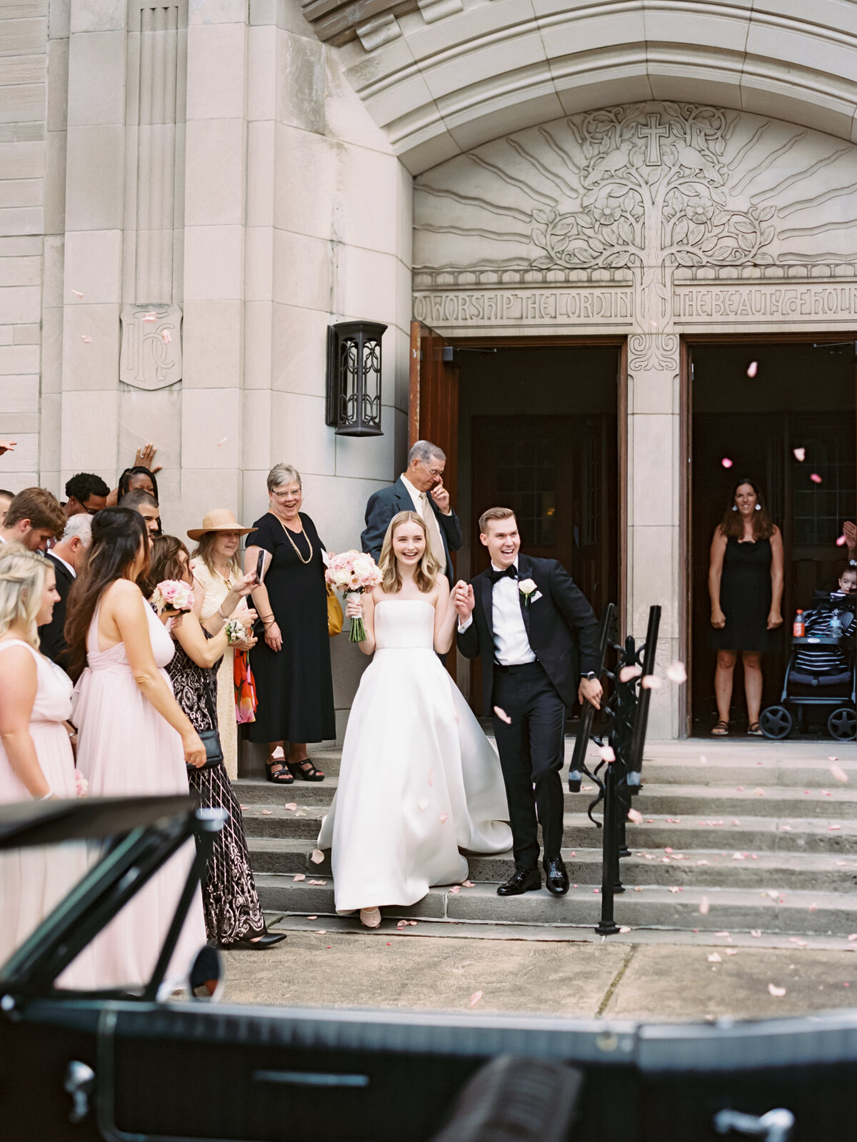 2021_08_07-Ariel-Pearl-Center-Wedding-Halle-Carter-Ceremony-159